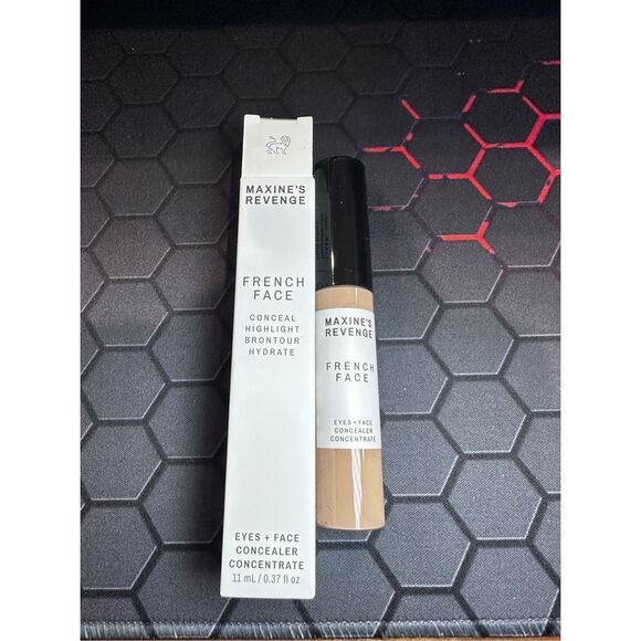 Maxine’s Revenge FRENCH FACE Concealer Concentrate - Color: light peach - Picture 1 of 6